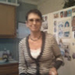 Meet your Posher, Debi